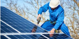 Installation Maintenance Panneaux Solaires Photovoltaïques à Peret-Bel-Air